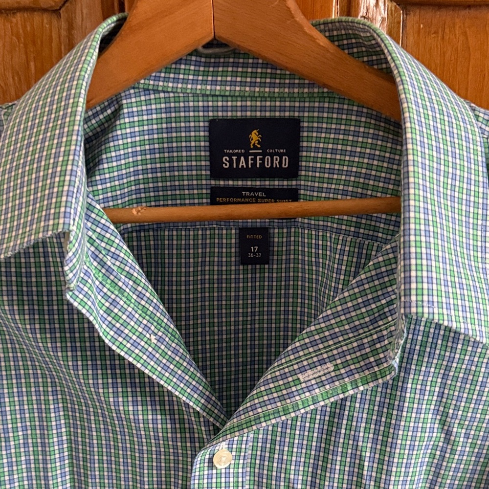 Stafford Men's Checkered Shirt in Green and Blue